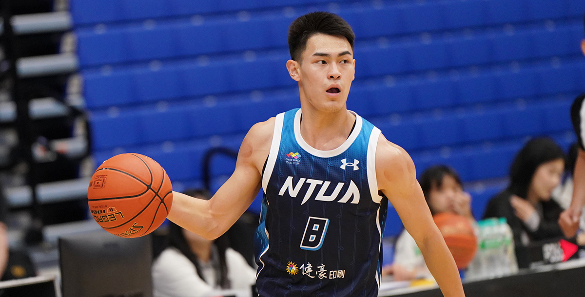 臺灣藝大徐堂琪20分10籃板5助攻，連續兩天打出20-10的表現。攝/大專體總
