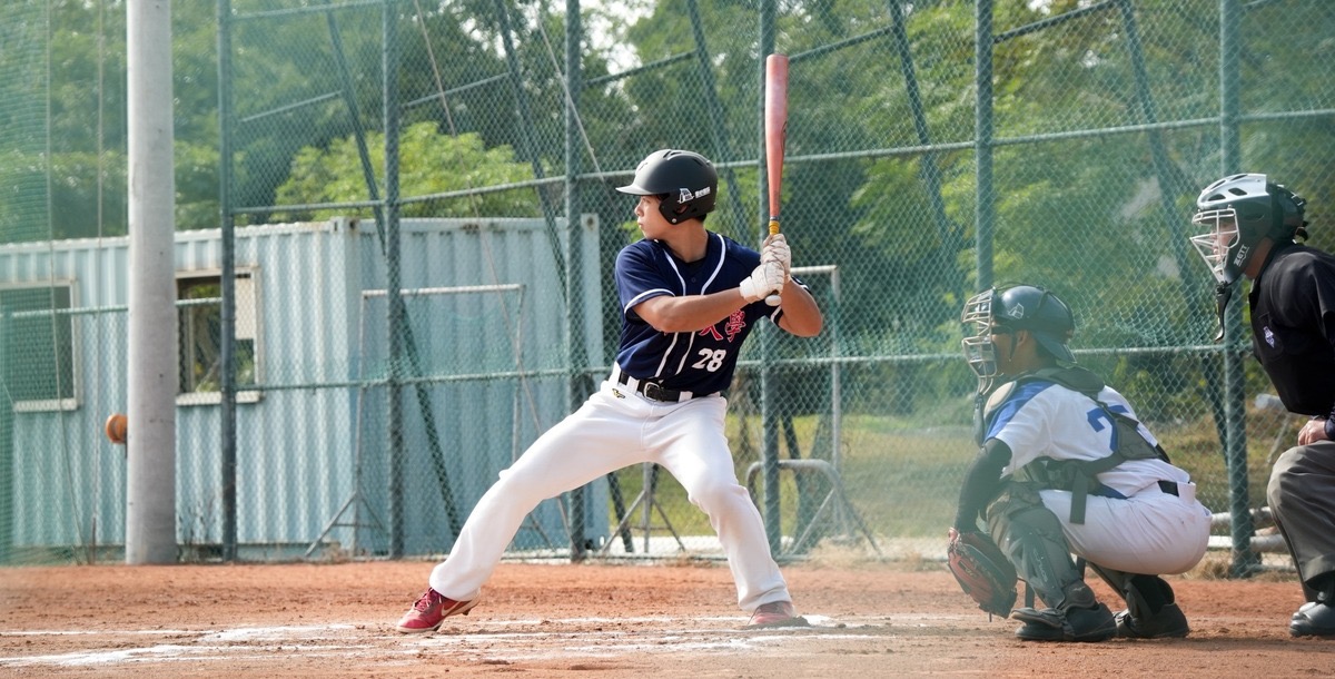 逢甲朱祥任四打數兩安打包辦三分打點