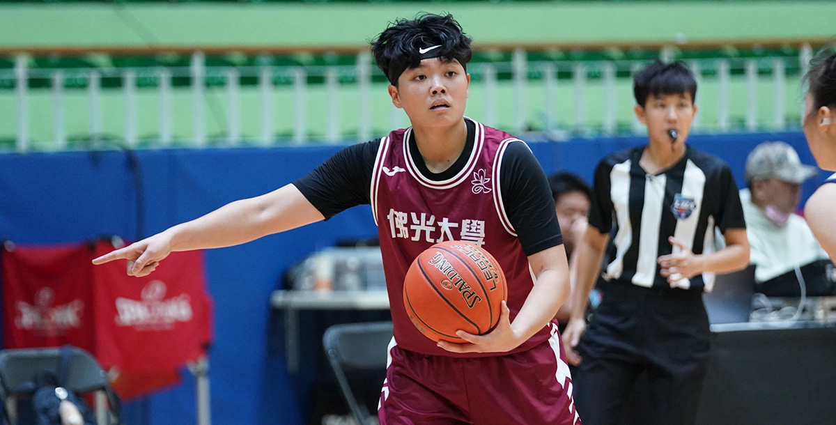 佛光大學陳丁綺拿下17分12籃板。攝/大專體總