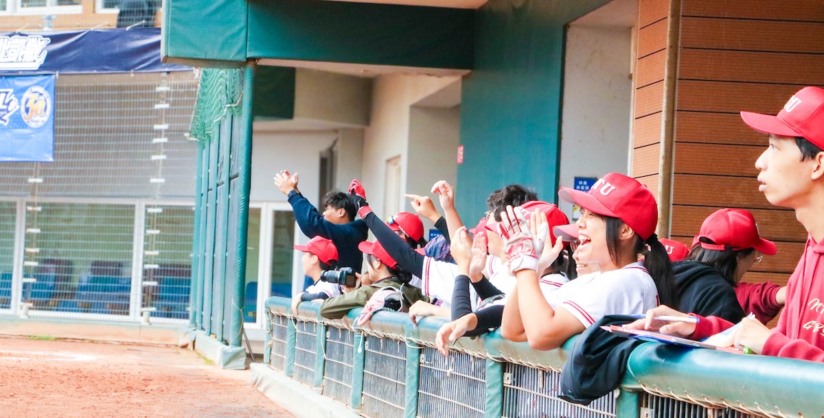 臺大女棒隊長葉政儀:「氣氛好的球隊會贏球。」攝/許靜玟