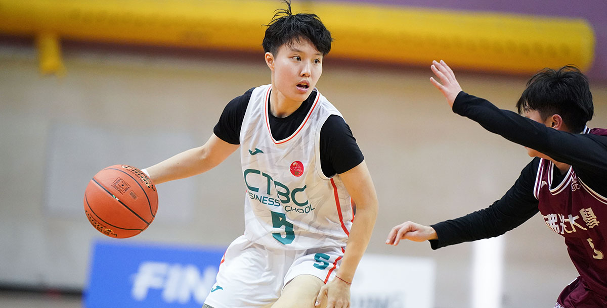 中信學院邱群琋單場6記外線，共拿下32分。攝/大專體總