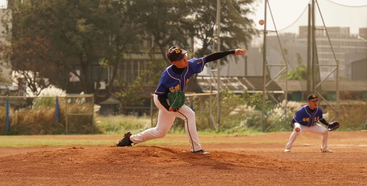 陽明交大投手王子嘉中繼二又三分之二局無失分。