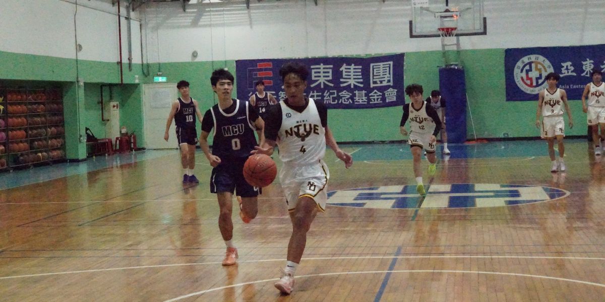 林家均(白)披國北教戰袍展現拚勁拿下7分。攝/廖芸萱