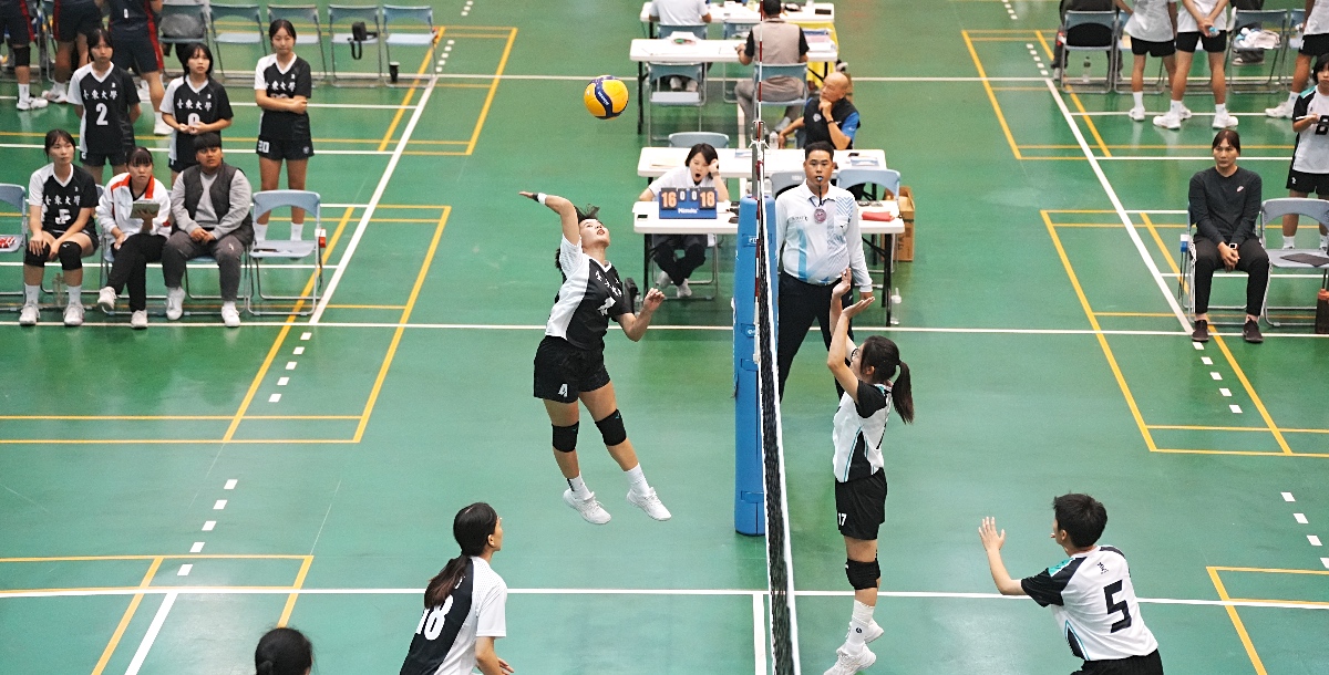 東大高荺涵多次把握攻擊機會得分。攝／施浚璿