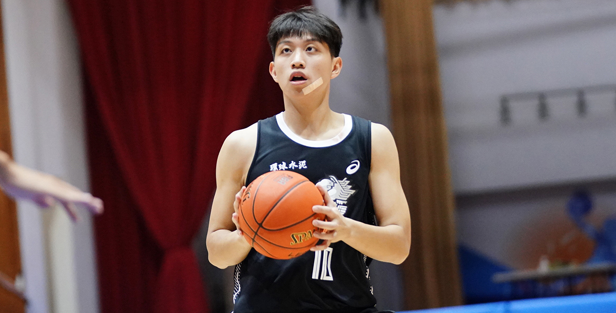 國立體大郭嘉安15分12籃板。攝/大專體總