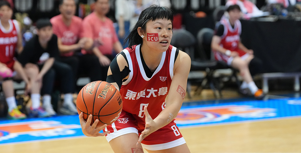 東吳臧釩均11分9籃板。攝/大專體總