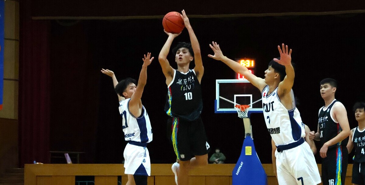 嶺東宋新曄表現優異攻下21分。攝/陳冠頡