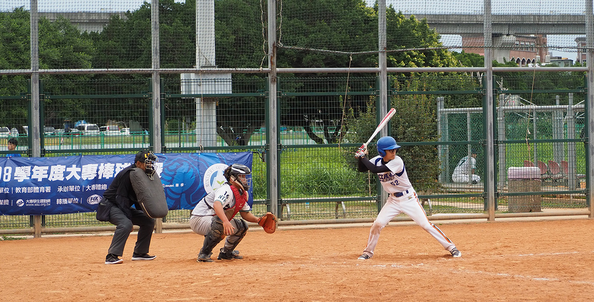 海大打線發威，前三局打下11分奠定勝基。攝/唐嘉佑