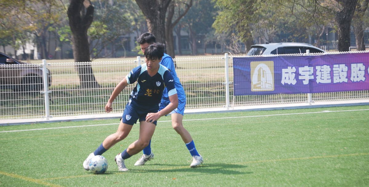 臺體黃愷鈞(左)完成帽子戲法。攝/吳妤宸