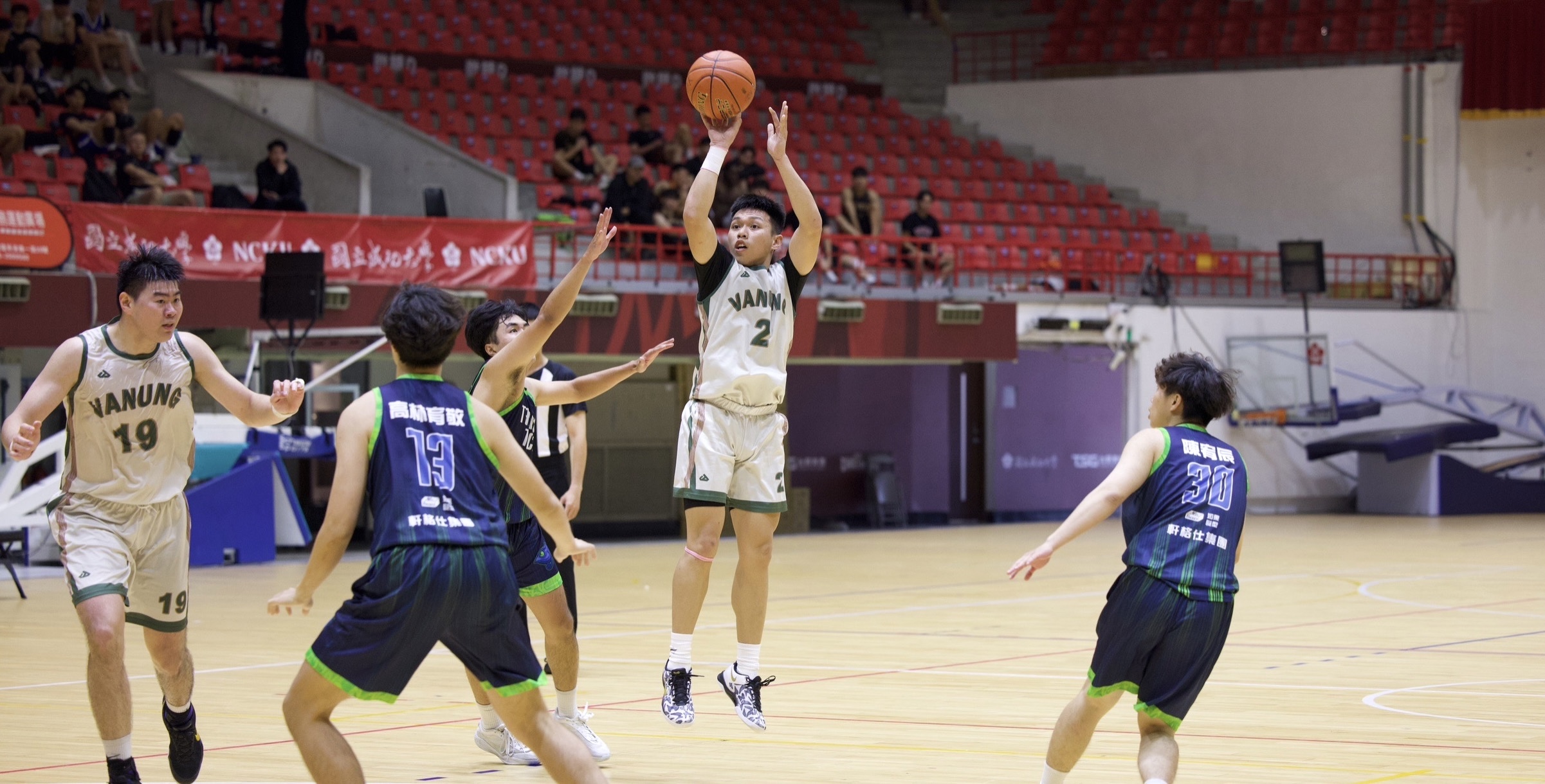 萬能胡頌恩第二節單節得15分，助球隊逆轉勝 。攝/江敏慈