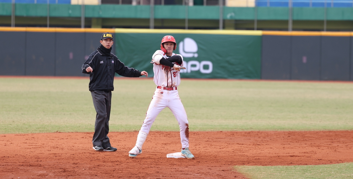 南華王浩然今日手感火燙，共擊出三支安打，包含兩支二壘安打。攝/林巧晨