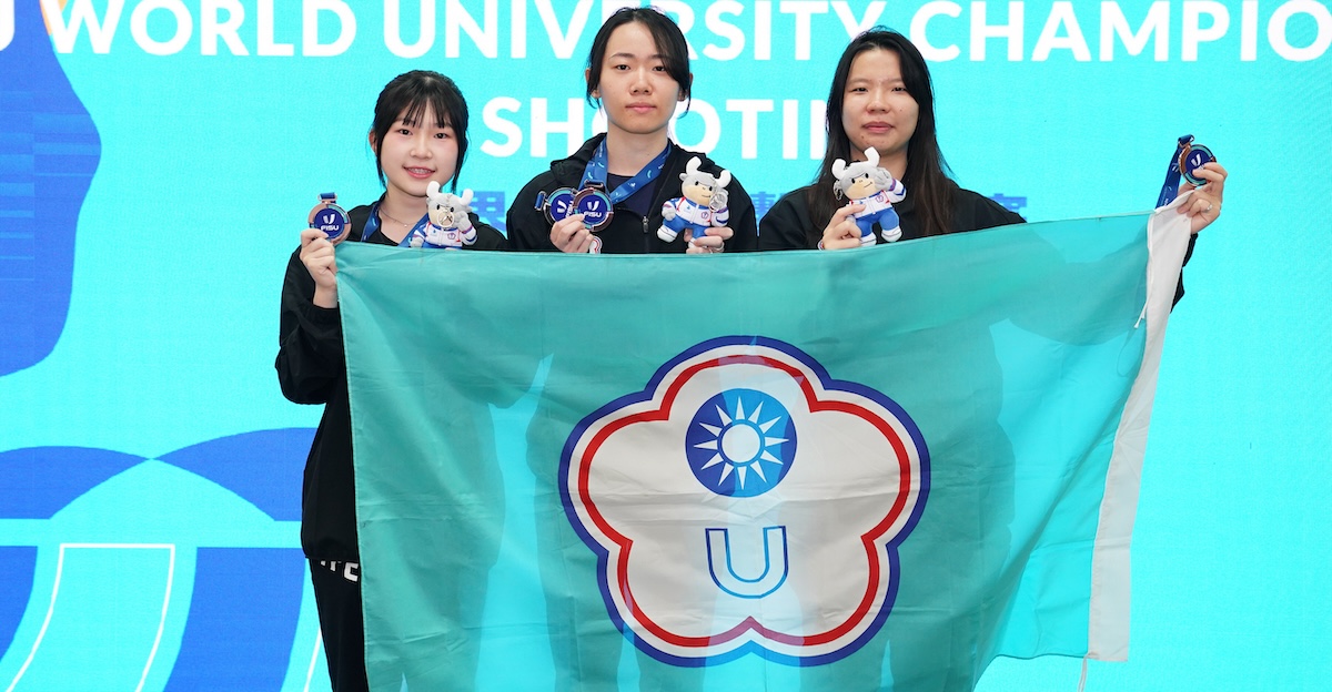 25公尺手槍中華隊女子團體銅牌。攝/大專體總 (另開新視窗)
