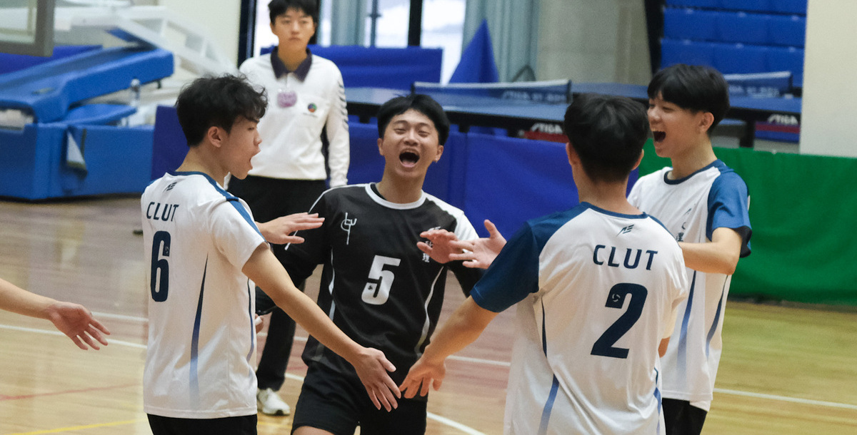 致理直落三取勝，離晉級複賽更近一步。攝/李慈恩