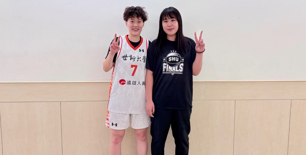 葉欣宜與陳游芷瑄在小巨蛋圓一個籃球夢。攝/SSU特派員王詠盛