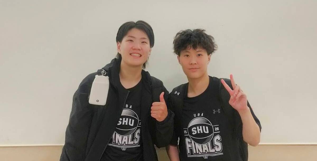 世新大學蔡佑蓮(右)與葉欣宜，迎接學生球員生涯的終章。攝/SSU特派員 林昱丞 (另開新視窗)