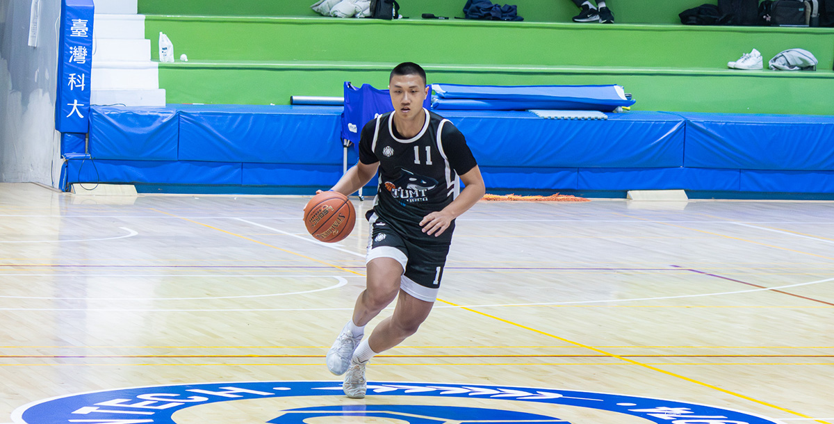 台北海大陳彥廷攻下26分，扮演隊伍進攻箭頭。攝/周依柔 (另開新視窗)