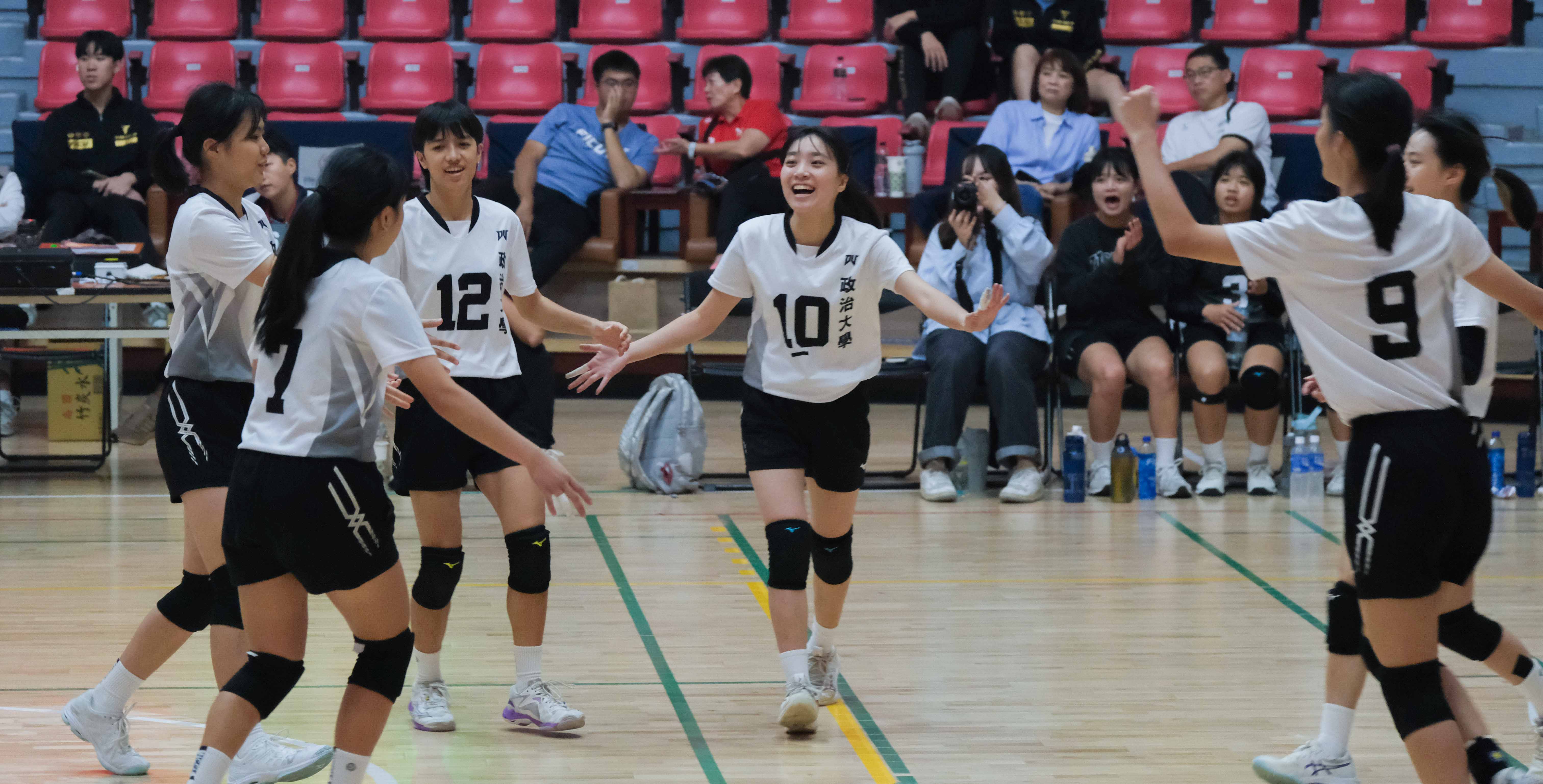 政大直落三拿下首戰開門紅。攝/李慈恩