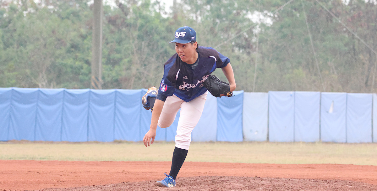 中山先發投手陳柏佑繳出五局無失分好表現。攝/陳姸澄 (另開新視窗)