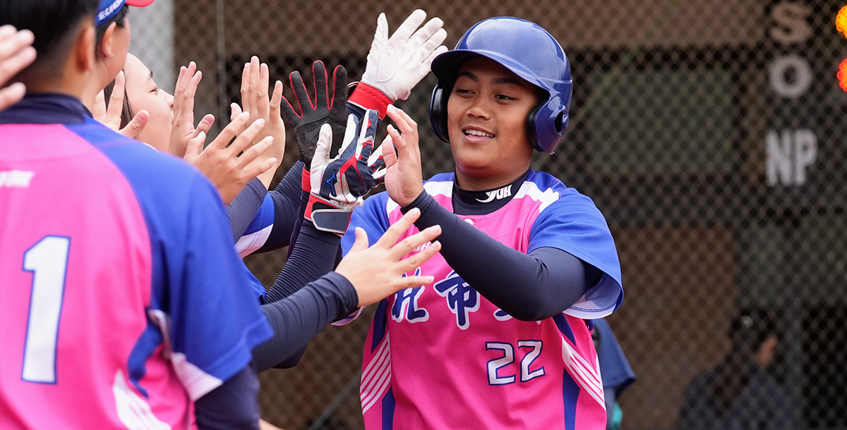 李心芸（右）單場雙響，替北市大搶下本階段首勝。攝/大會