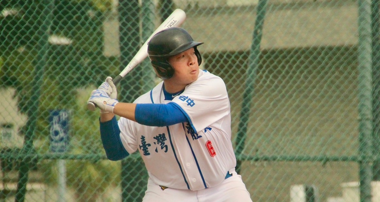 臺體顏子熏擊出一壘安打帶有一分打點，為臺體首開紀錄。 攝/林子堯