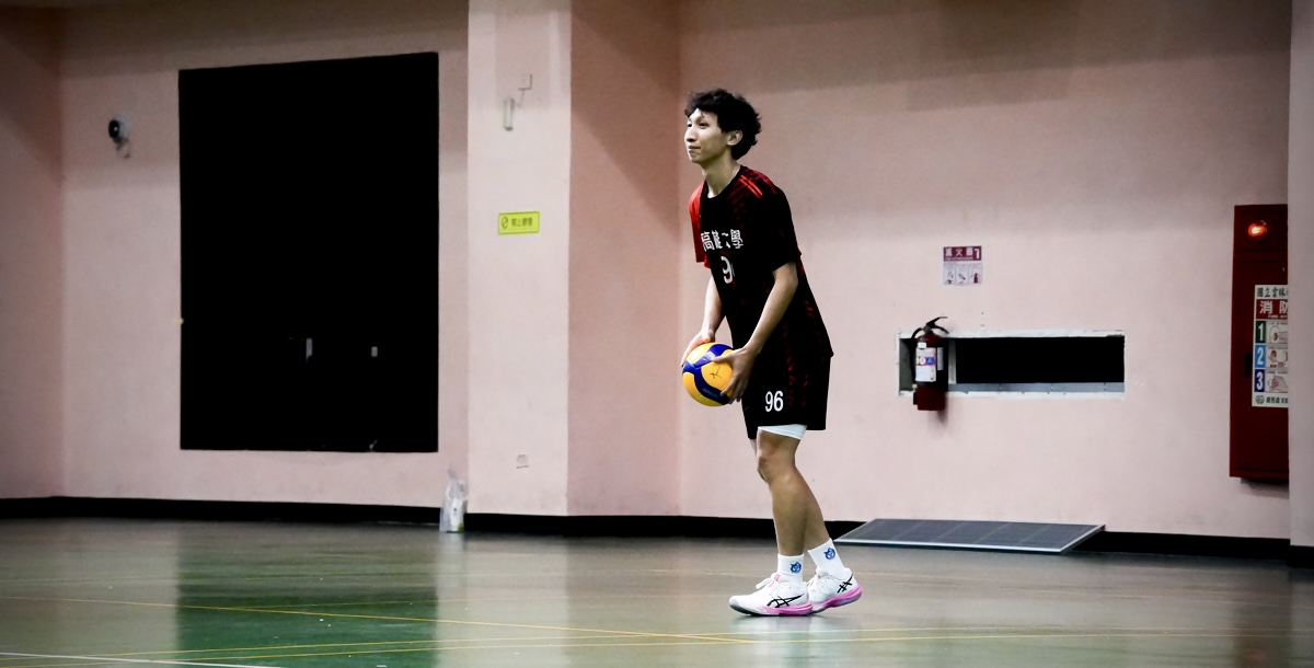 高大吳俊佑展現穩定攻擊火力。攝/李昀潔