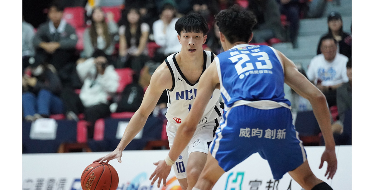 政治大學宋昕澔達成UBA個人生涯900分。攝/大專體總