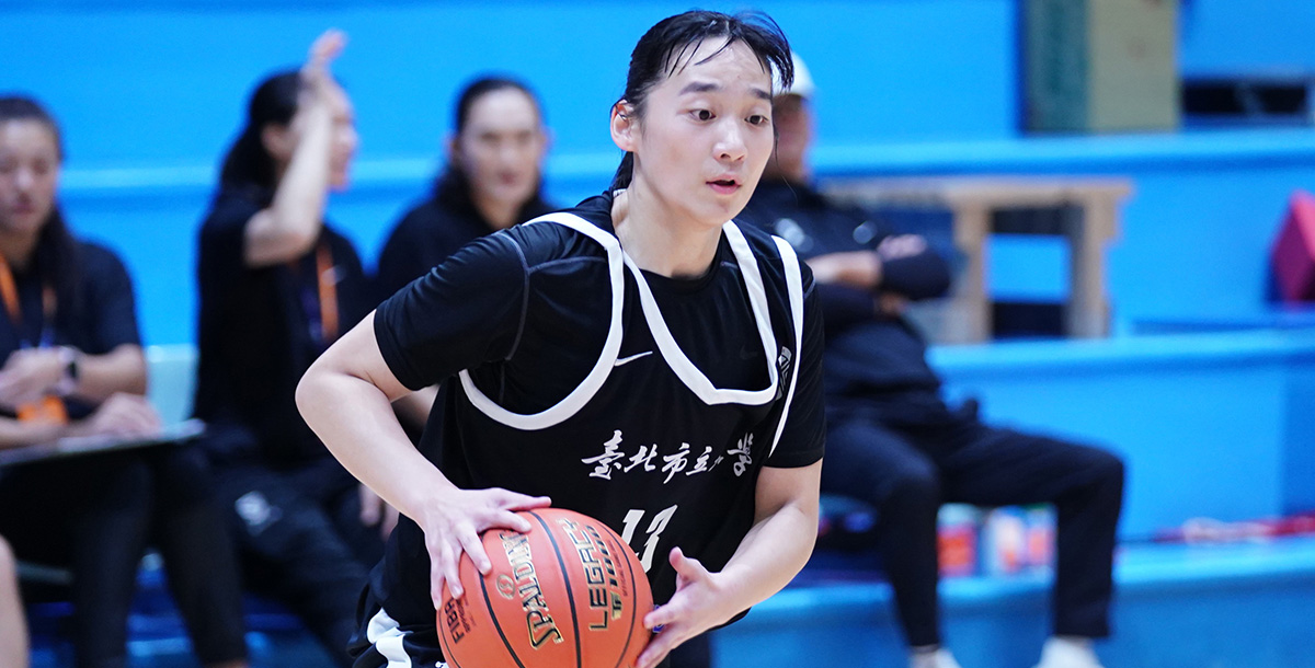 北市大學李育汶18分13籃板，生涯首度雙十。攝/大專體總