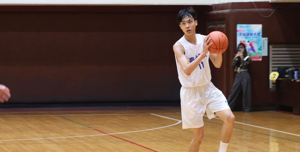 北醫陳柏廷狂轟生涯新高42分，率隊以分組二之姿晉級。攝/劉亭寬